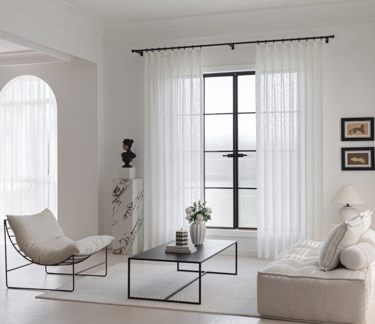 Estilo Neoclássico no Design de Interiores: Guia Completo