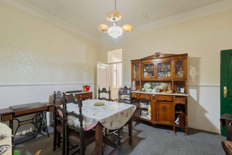 Como escolher um buffet para a sala de jantar?